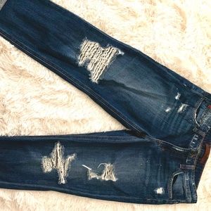 Joe's Ripped Boyfriend Jeans (Excellent Condition)